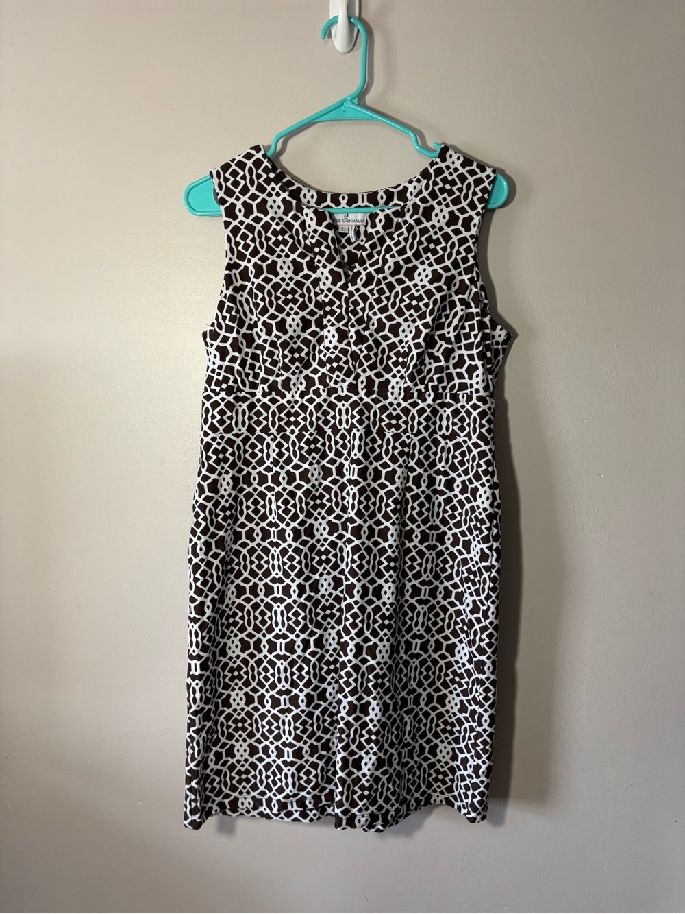 EUC Jude Connally Women's Sz. L Brown & White Lattice Print Sleeveless Dress.